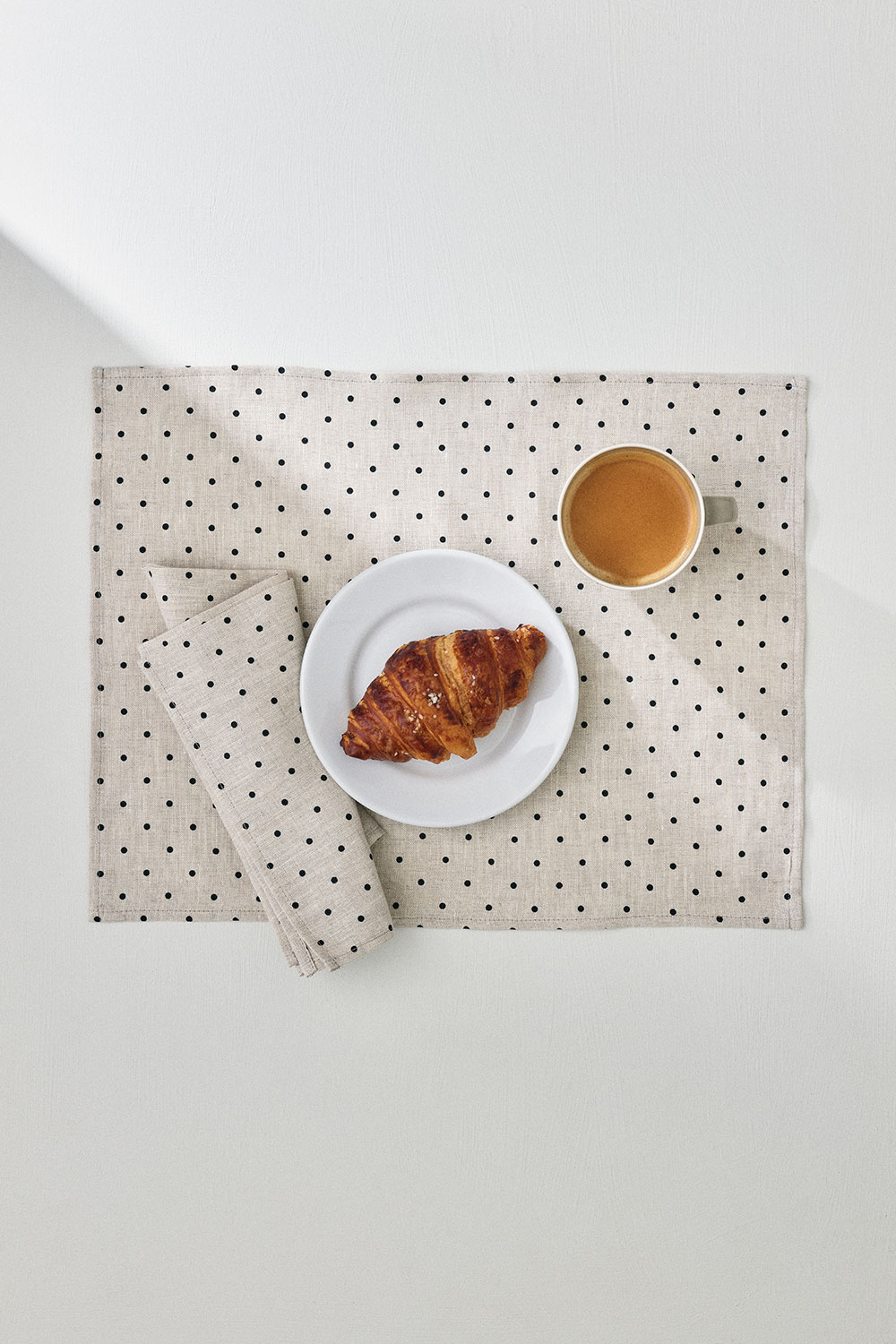TABLE LINEN