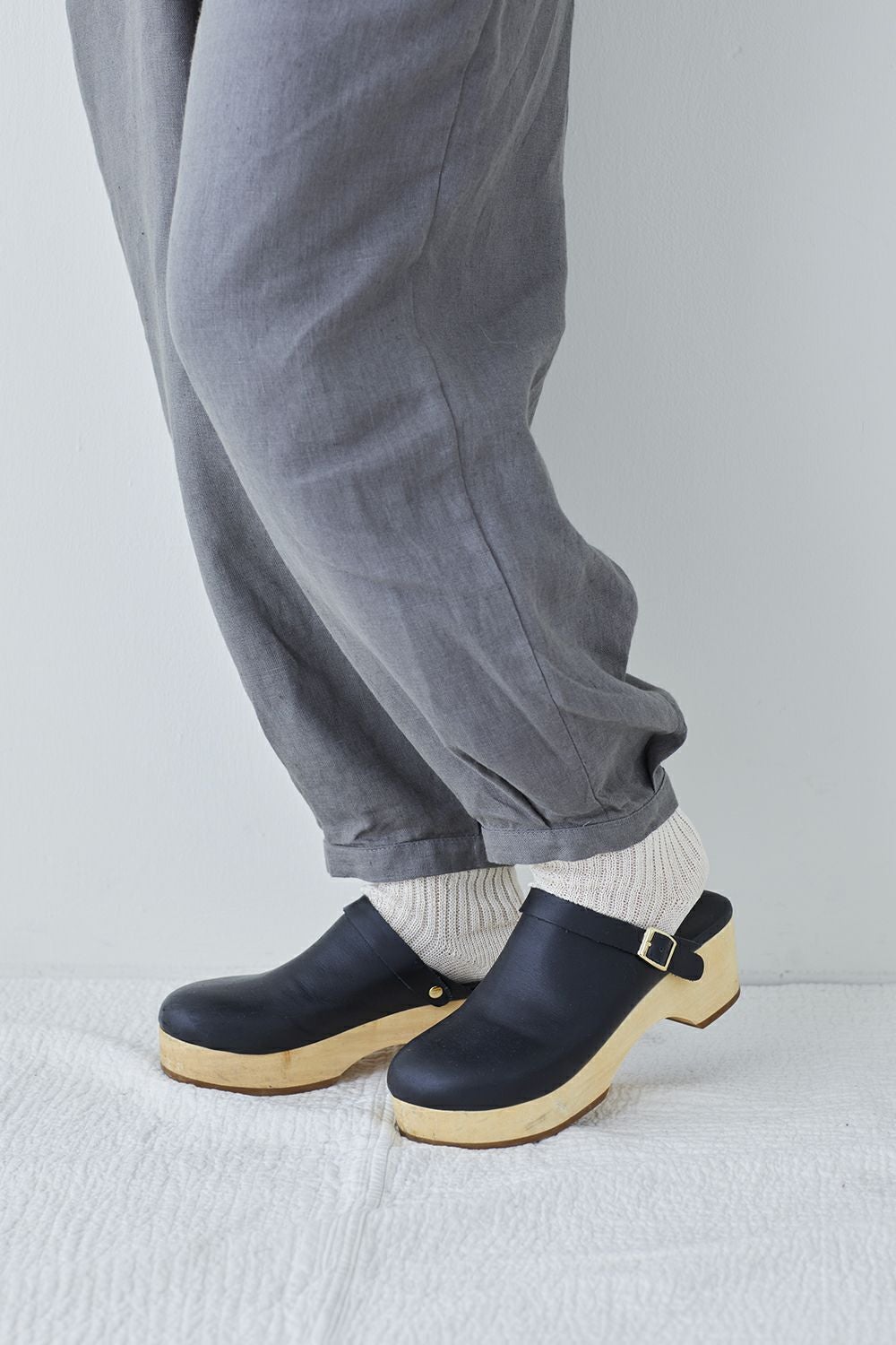 リネン ミドルゲージ リブソックス エクリュ | fog linen work