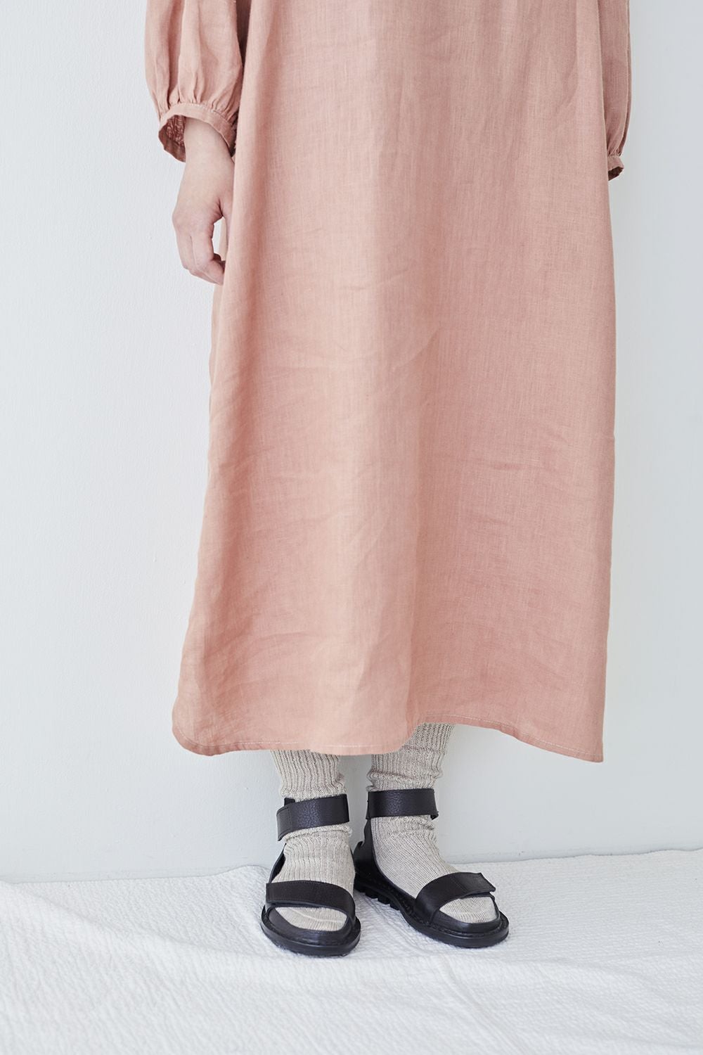 リネン ミドルゲージ リブソックス ナチュラル | fog linen work