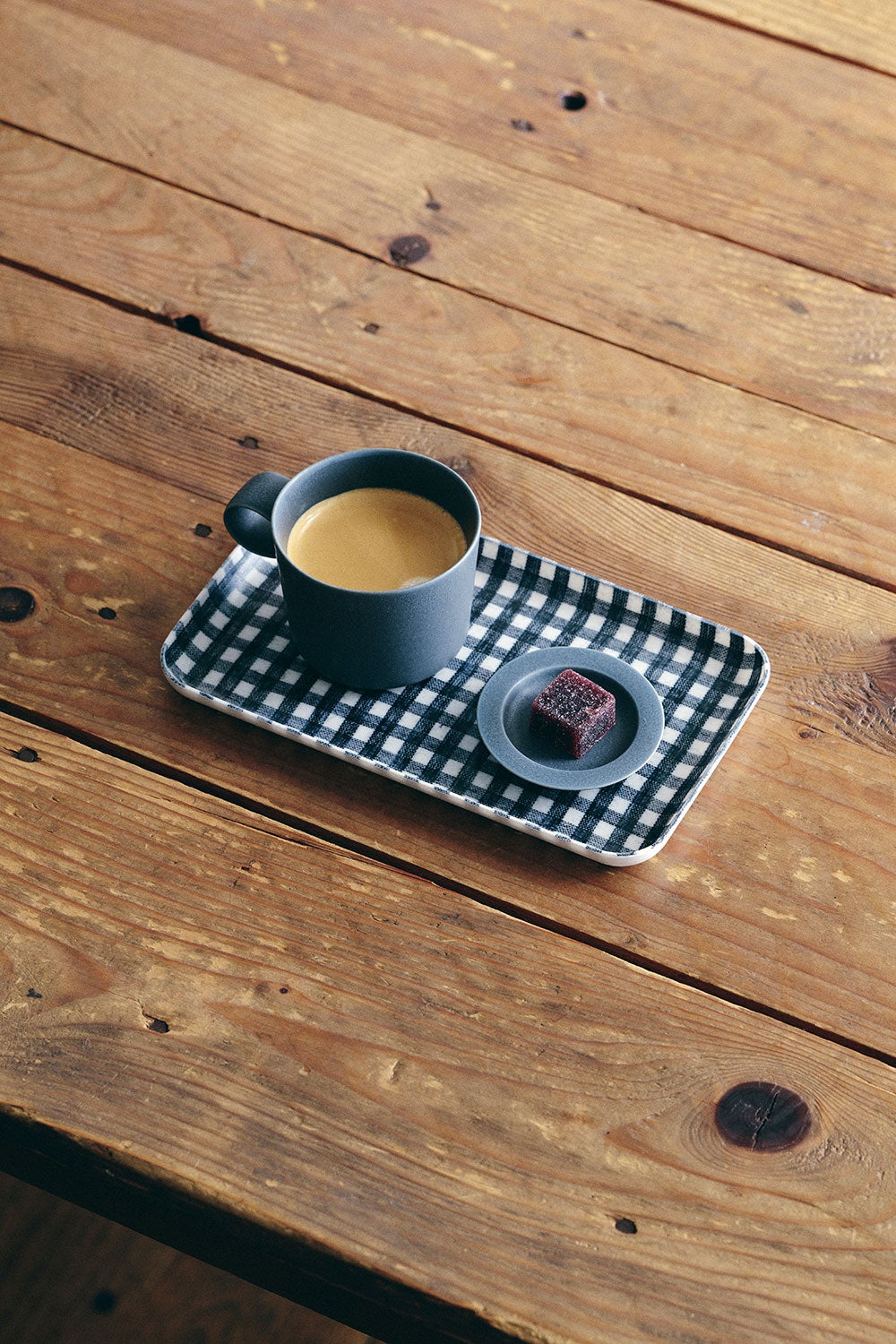COATED LINEN TRAY | fog linen work
